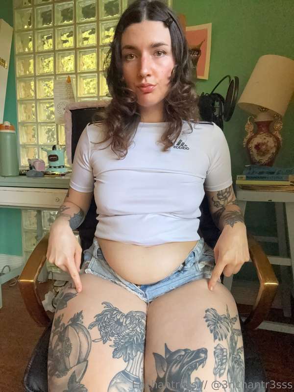 like this post if you love chubby bellies ✨