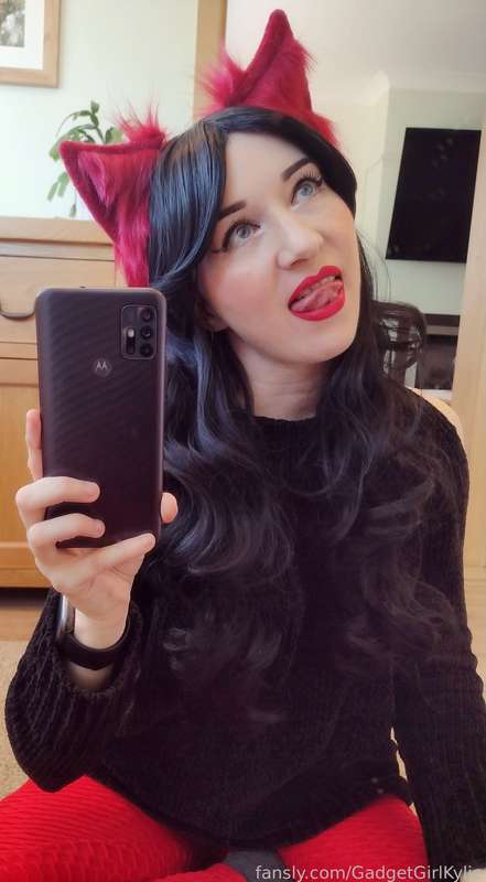 Gadgetgirlkylie - Fansly - 13 Nov, 2023 2