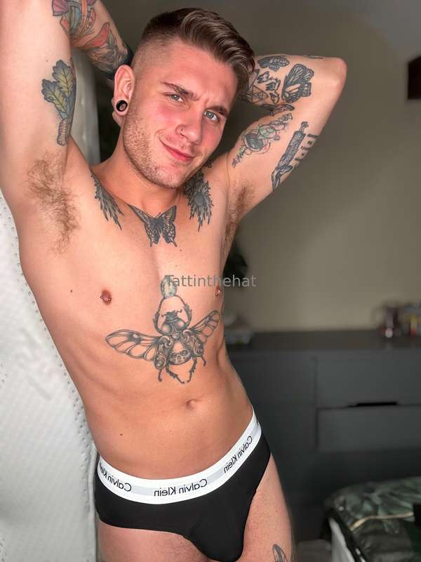 Hairy hole 👅 taste it