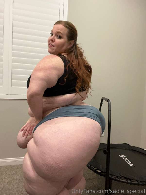 Some cute pics before my extreme belly jiggle on the mini tr.. 14