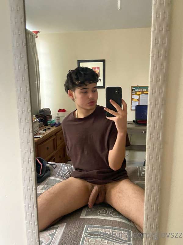 espejito espejito, quien me la va a mamar esta noche?🥵 // mi.. 3