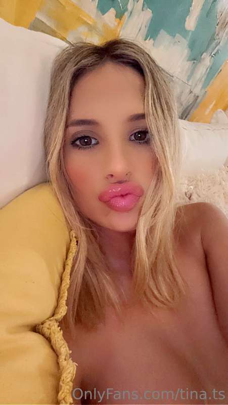 Sweet kisses from me are the sweetest and sweetest! I want t..