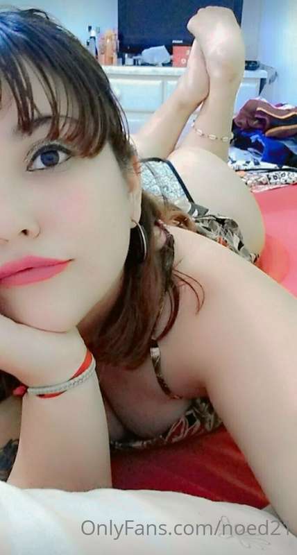 ATTENTION ⚠️ 🔞 I AM @prettysavage_luz RAIGT NOW MY DARLING 📢..