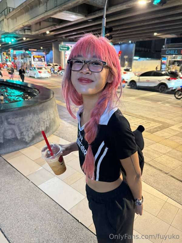 Do my glasses suit me? 🤓