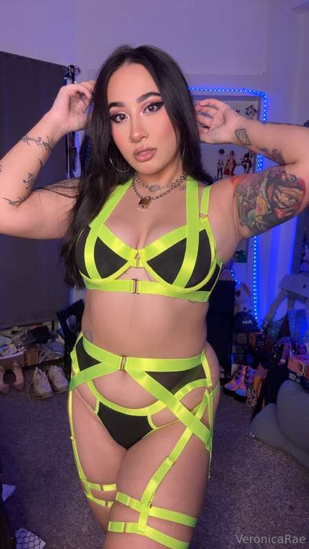first half of the neon green set I think this is my favorite.. 1