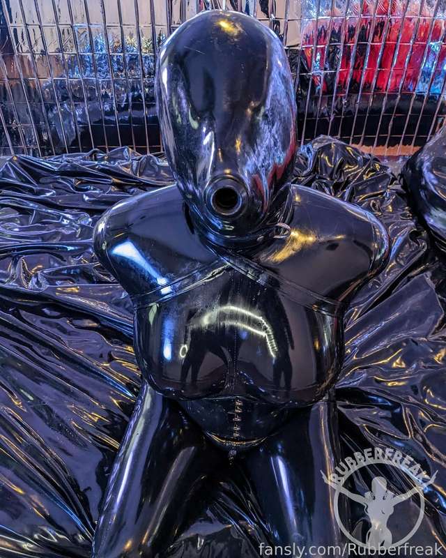 Rubberfreak - Fansly - 26 Mar, 2024 6