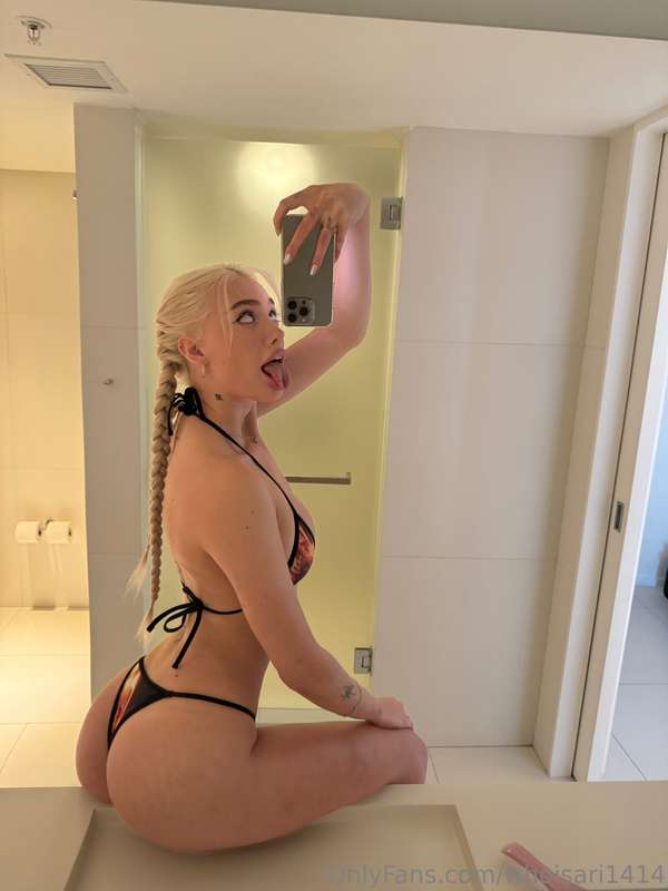 juicy gf 🍑