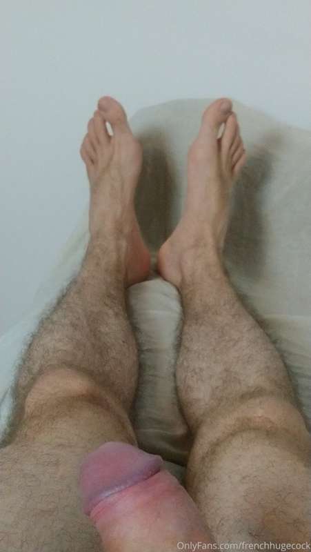 The Cock, The Feet 1