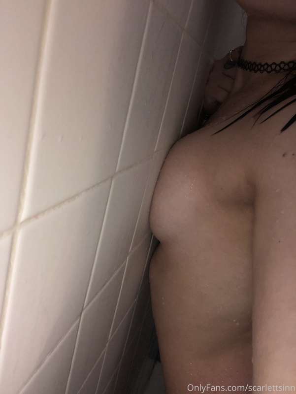 Wanna see what I look like naked in the shower??💦💦 unlock my..