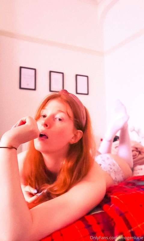 I edged before taking today’s photo set so I was really fuck.. 1