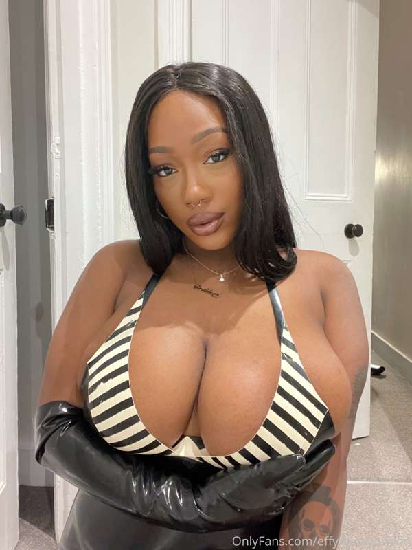 Latex worship JOI 🖤 1