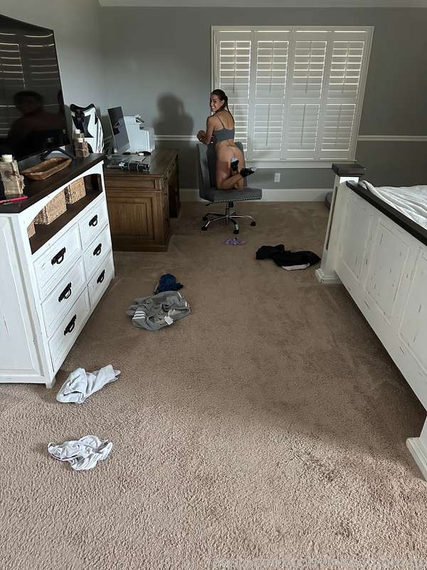 Convincedmom4U - Fansly - 10 Sep, 2024