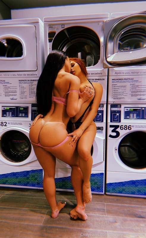 laundry day 😏🔥 
@biafrazier