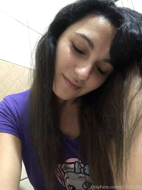 After dying my hair,natural fluffy hair and no makeup !All n.. 9