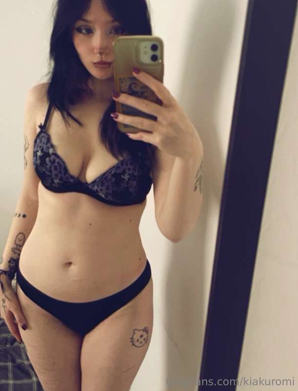 Kiakuromi - Onlyfans - 04 May, 2024 5