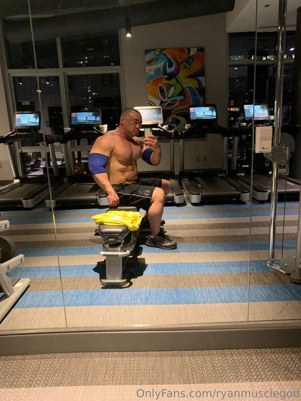 Ryanmusclegod - Onlyfans - 03 Apr, 2025