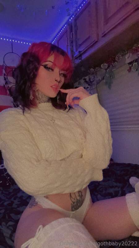 Another content dump 🤜🤛🖤 ily 😘 8