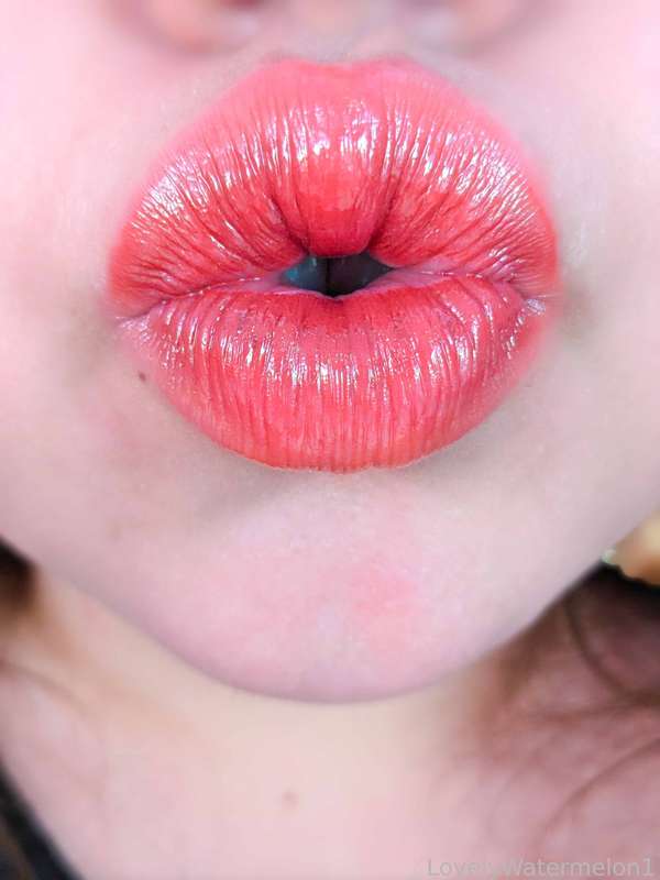 Lovelywatermelon1 - Fansly - 24 Nov, 2023 13