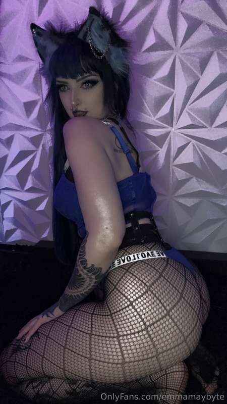 Emmamaybyte - Onlyfans - 27 Dec, 2024 13