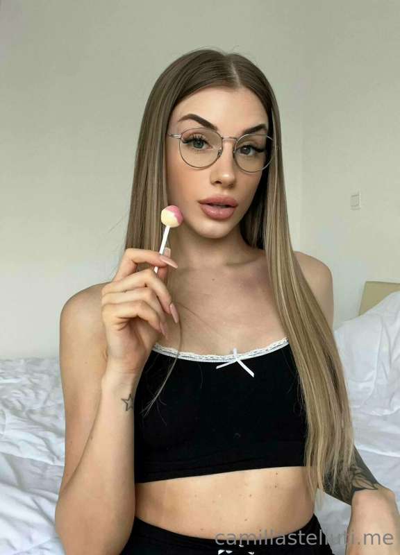 Mi piace troppo il sapore del Tuo 🍭 Lo sapevi? 🤍🫦