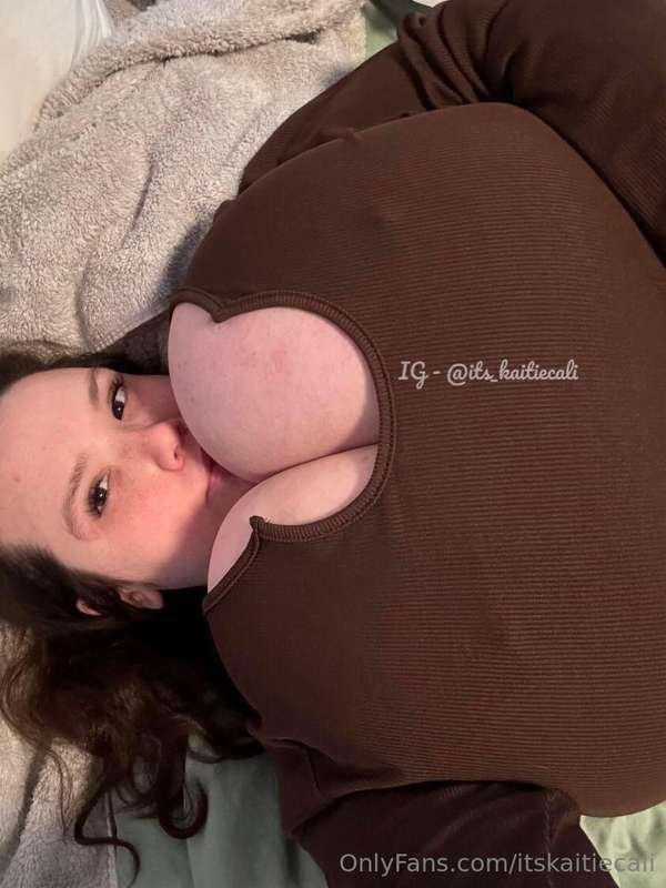 Hope you're having a good day 🥰 video in this drops tomorrow.. 2