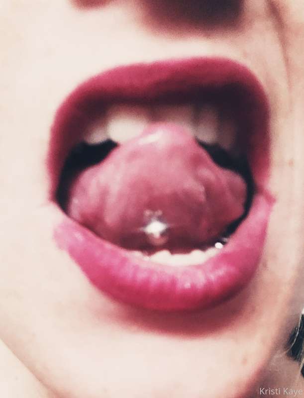 GOOD MORNING BEAUTIFUL PEOPLE ♡ Kisses.. and ....or.... lick..