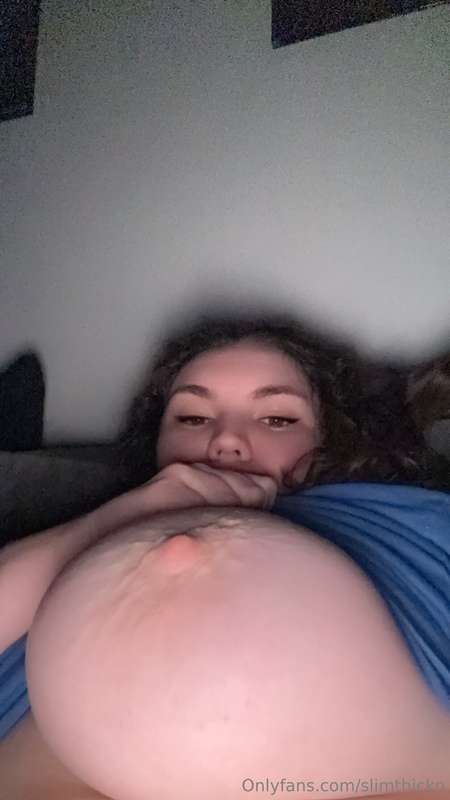 Slimthickn - Onlyfans - 10 Feb, 2025