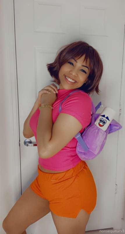Greetings my cosplay buds! I have been organizing my page an.. 6