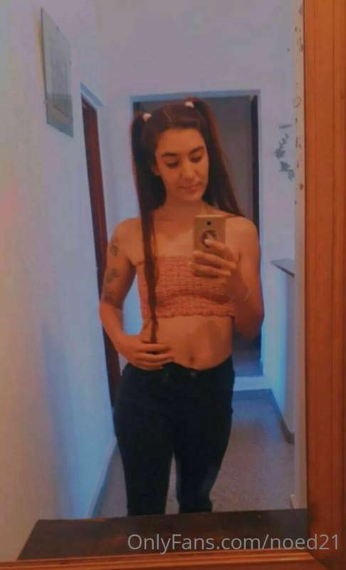 🦋 @exotichannah 🦋  Go follow my babe dancer friend Hannah 💕 ..