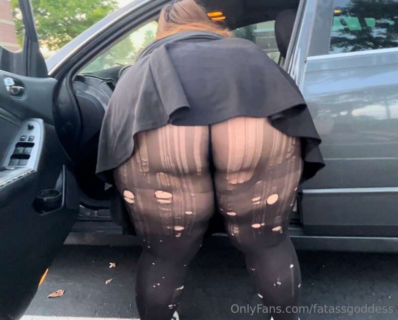Don’t you love when I bend over for you ?