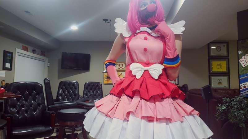 Part 2 for Geiru! I finally got a little bluetooth remote fo.. 3