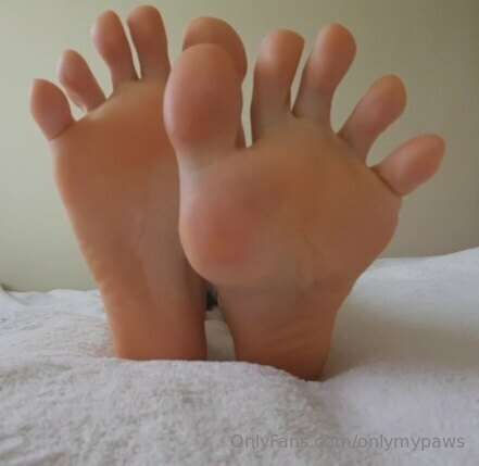 Here are my soft soles. 👣 Are you interested in what they ta.. 9