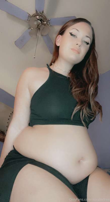 Belly goddess 😁💗 2