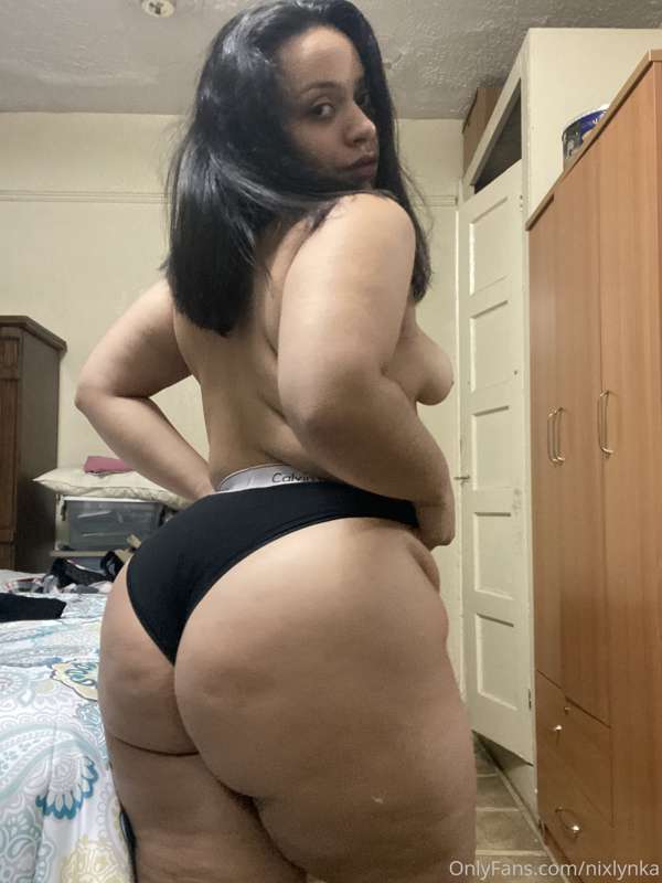 I heard y’all like my chub & pussy? Trying to play around wi.. 16