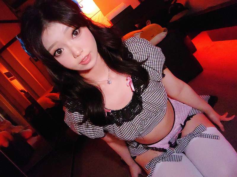 new photo set~! 🤩 It's finally done, we have been sleeping l.. 4