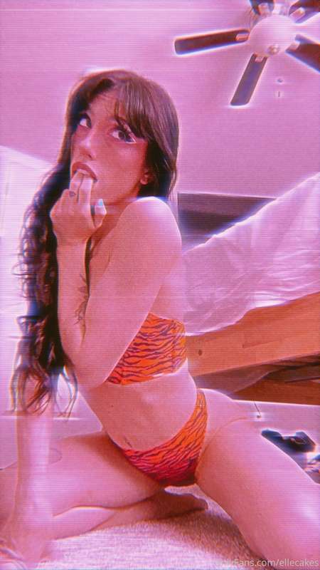 Jungle Barbie ™️ is looking for her jungle Ken 🤔💋 4