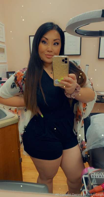 Doing topless dick rates at work today!!! Hurry and order yo..