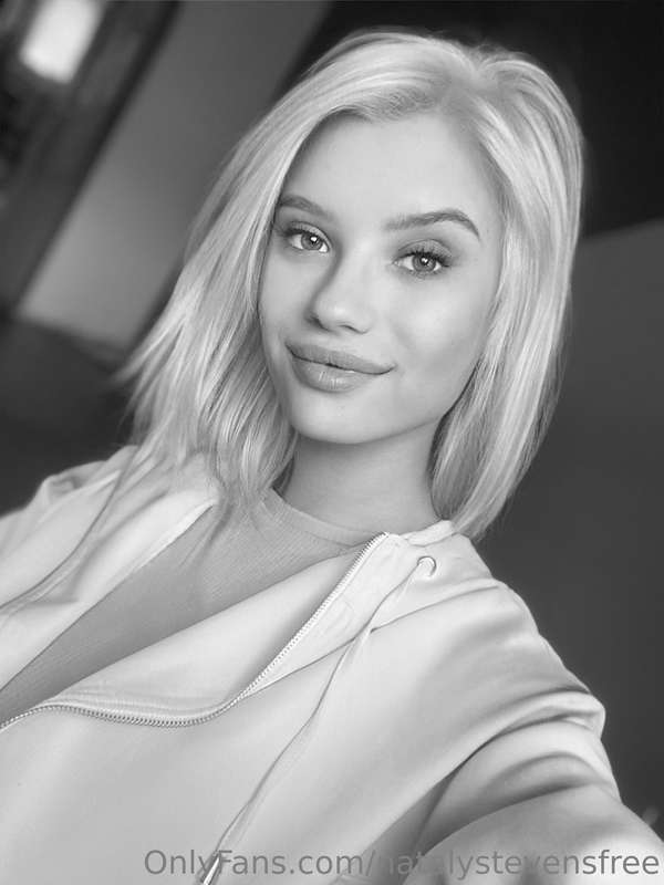 I’ve been thinking about you all day… Come say hi. 😘