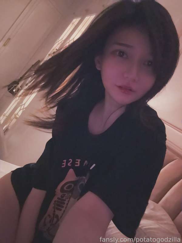 Potatogodzilla - Fansly - 25 Oct, 2024 1