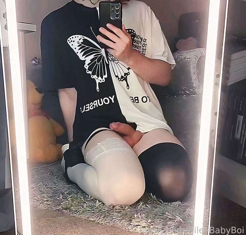 Rileybabyboi - Fansly - 01 Nov, 2023