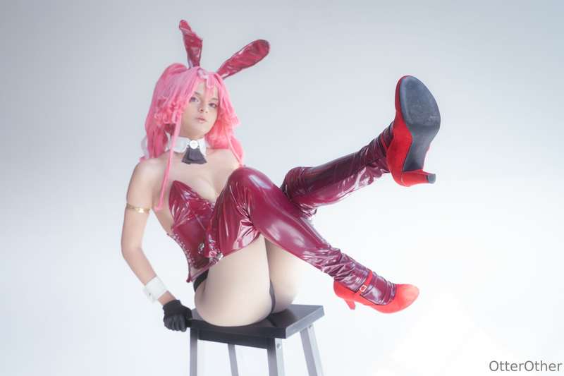 Happy Easterrrr!! Bunny Bremerton is here ;3 Snag this HD + ..