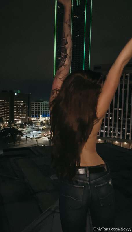 Breaking on to rooftops and such 😳😬