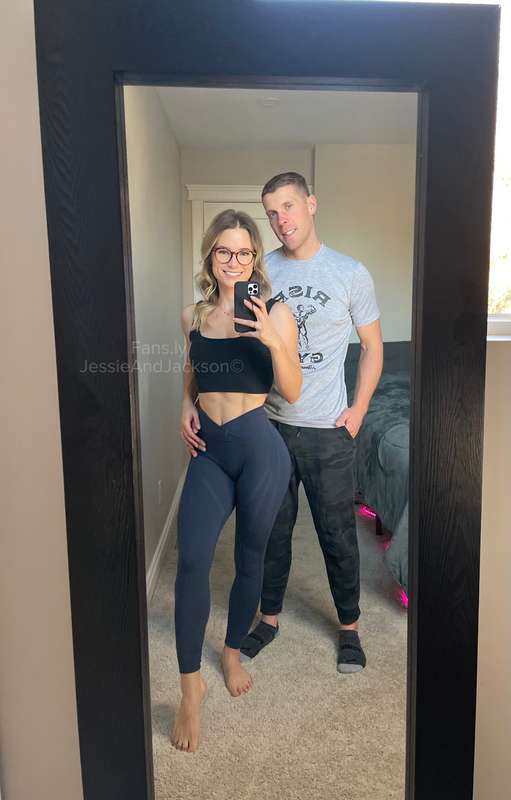 Jessieandjackson - Fansly - 17 Apr, 2022