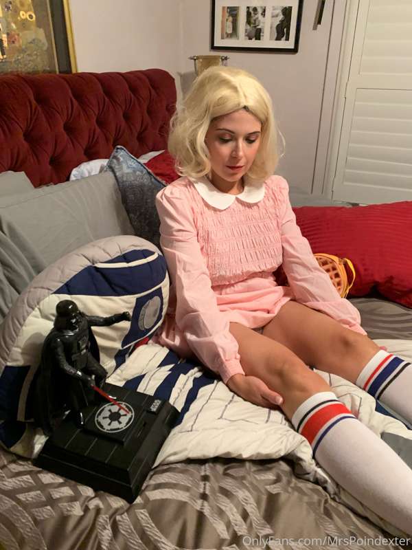 Do I make a cute ‘Eleven’?  Only problem with this costume, .. 7