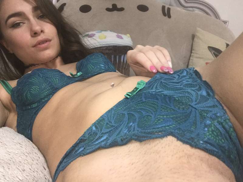 Daily panty pic ;) #lips