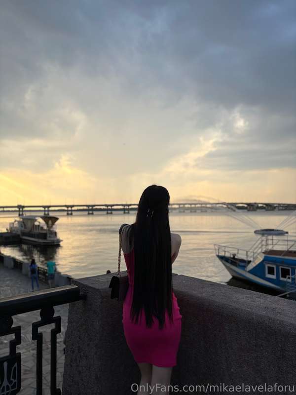 I really like beautiful views! Every landscape brings joy an..