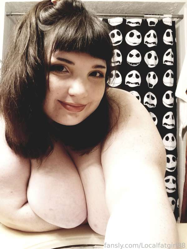 Localfatgirl88 - Fansly - 17 Jan, 2022 5
