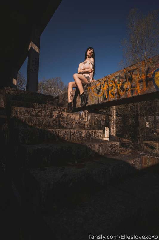 Elleslovexoxo - Fansly - 26 Mar, 2024 14