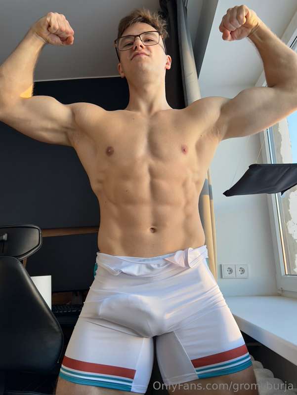 Into wrestling boys?😏😈
.
.
.
My main page @grom_burja_vip 🔥 2