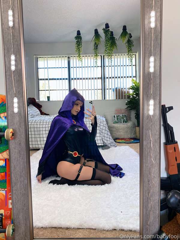 Raven set pt. 2 🔮🖤 this set video is anal 😏 30 mins long so .. 10